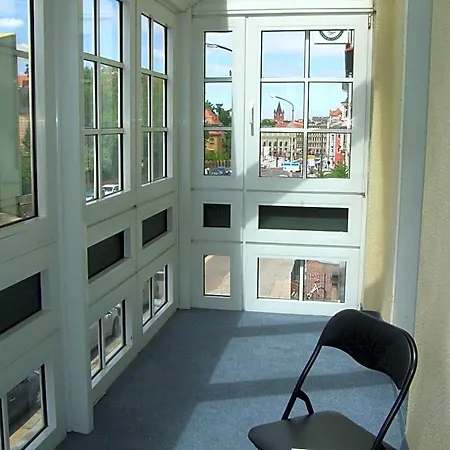Am Steintor 3* Halle (Saale)