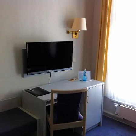 Hotel Am Steintor 3*